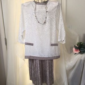 Frejani NWT 2-piece Dress w/ Pleated Skirt